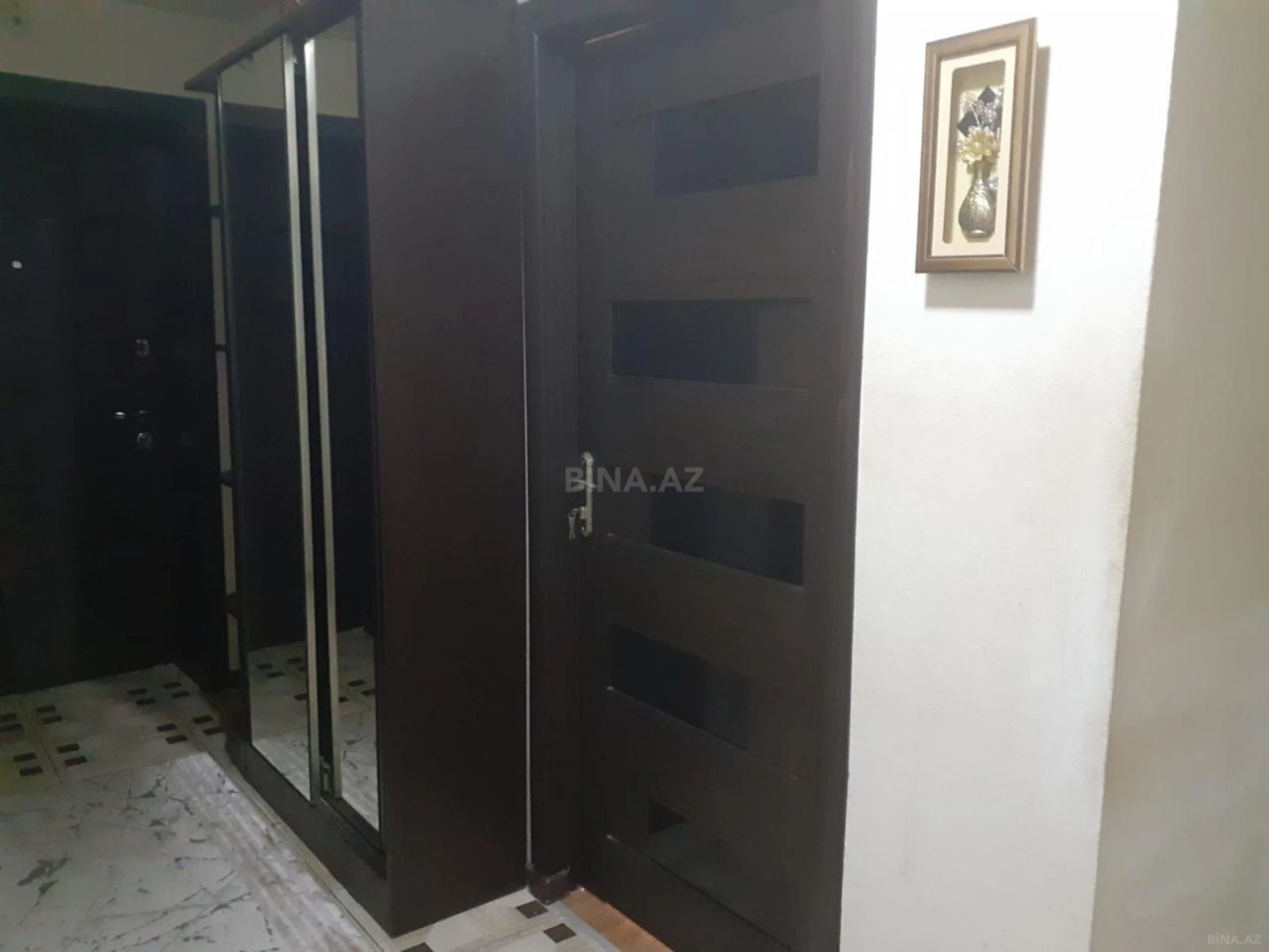 Satılır 3 otaqlı mənzil 84 m²