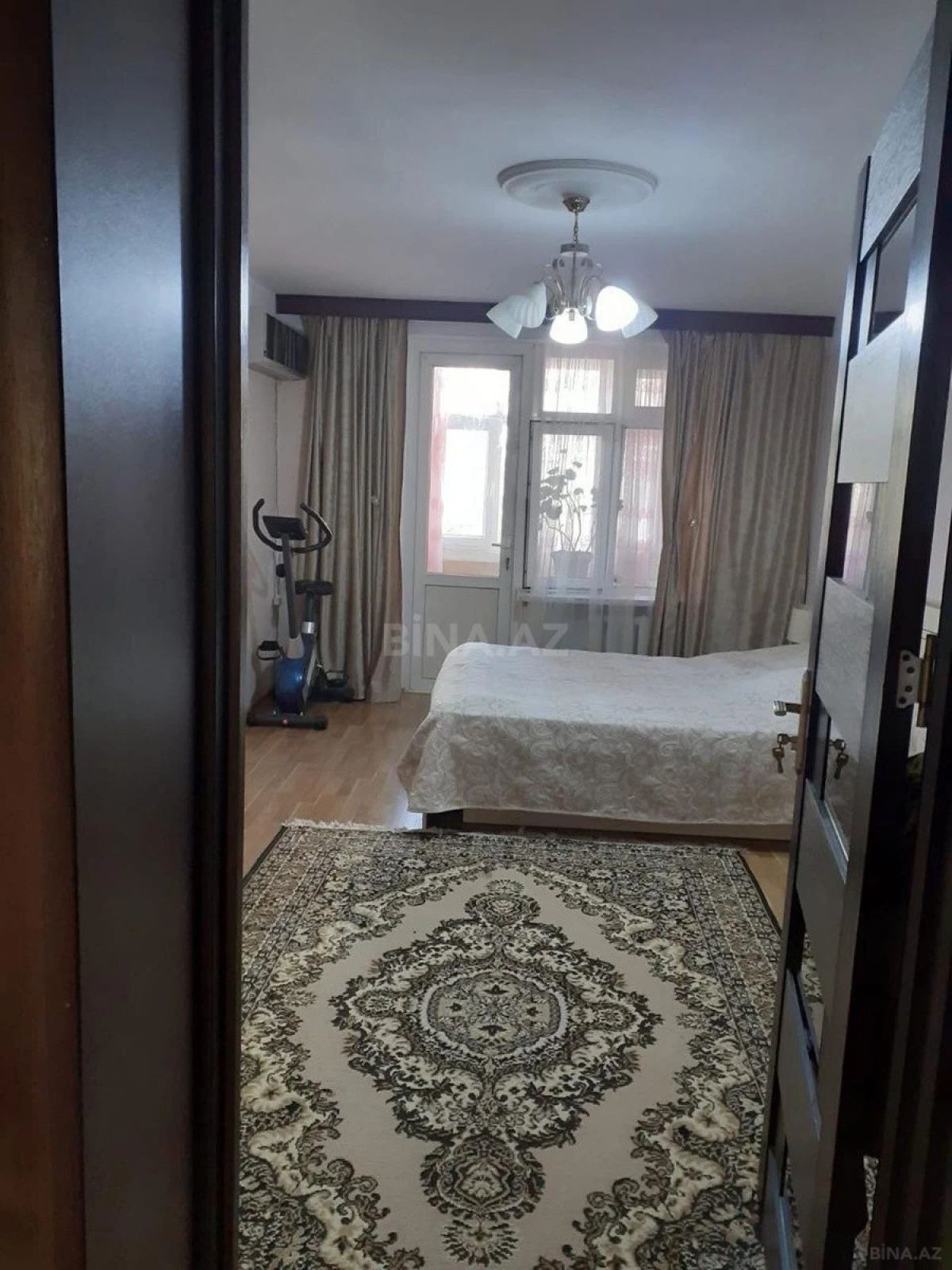 Satılır 3 otaqlı mənzil 84 m²