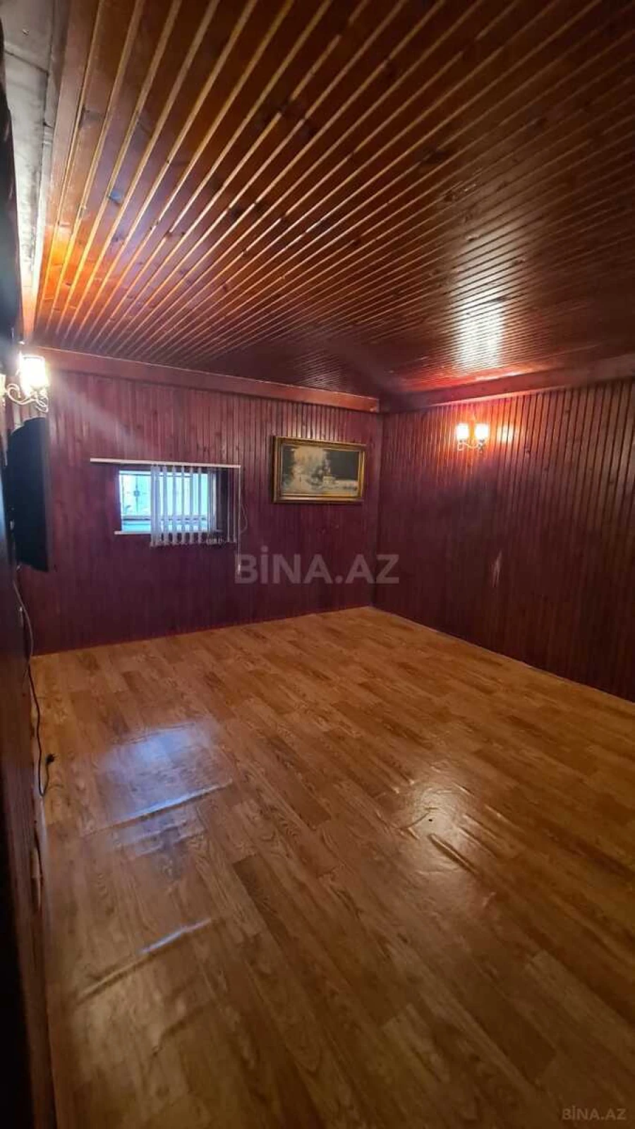 Kirayə verilir 9 otaqlı həyət evi 700 m²