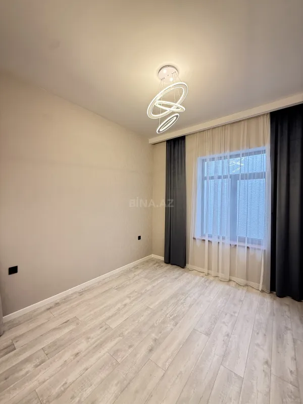 Satılır 4 otaqlı həyət evi 155 m²