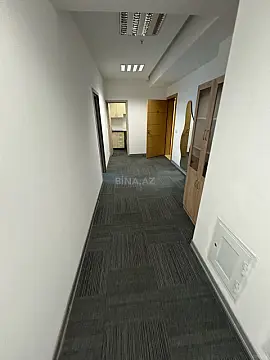 Kirayə verilir 3 otaqlı ofis 95 m²