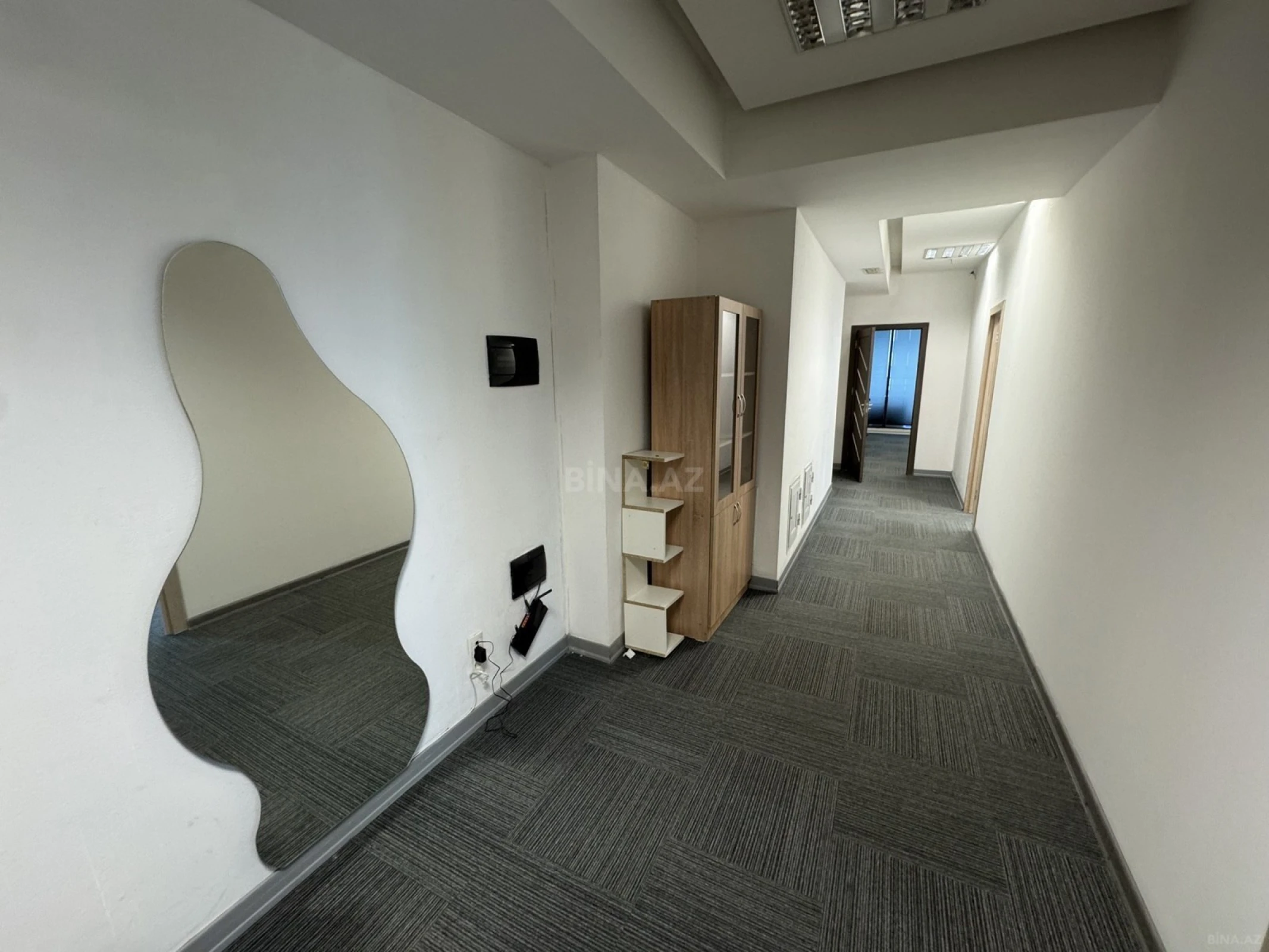 Kirayə verilir 3 otaqlı ofis 95 m²