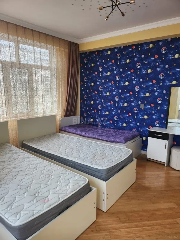 Satılır 3 otaqlı mənzil 120 m²