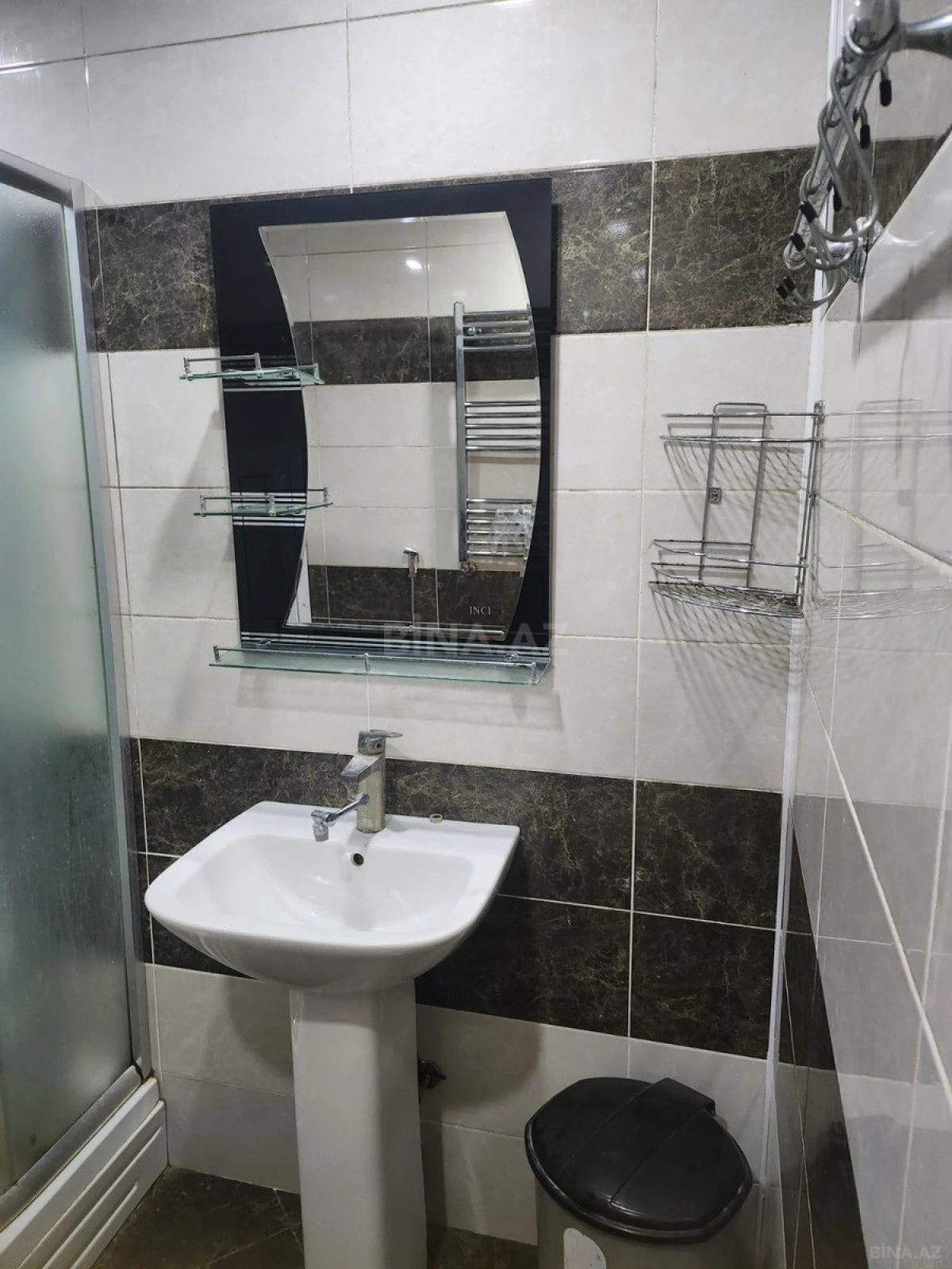 Satılır 3 otaqlı mənzil 120 m²