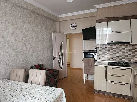 Satılır 3 otaqlı mənzil 120 m²