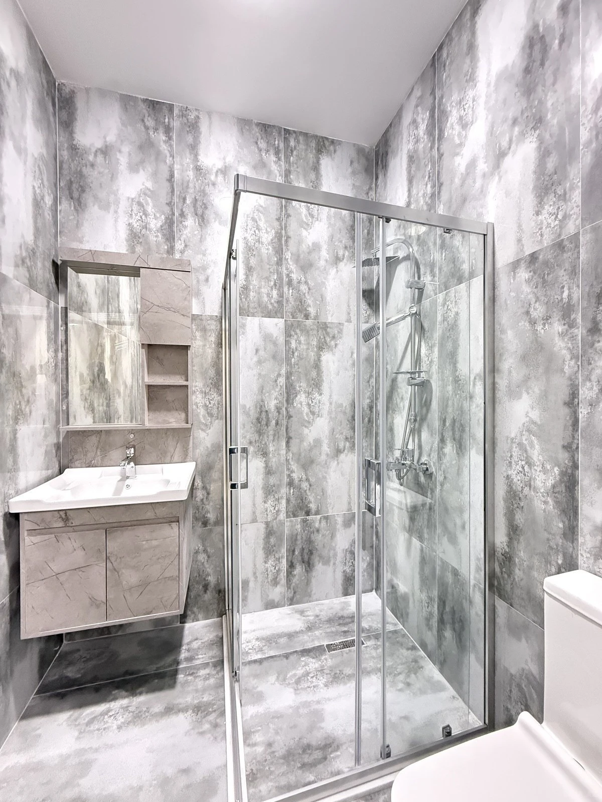 Satılır 4 otaqlı həyət evi 155 m²