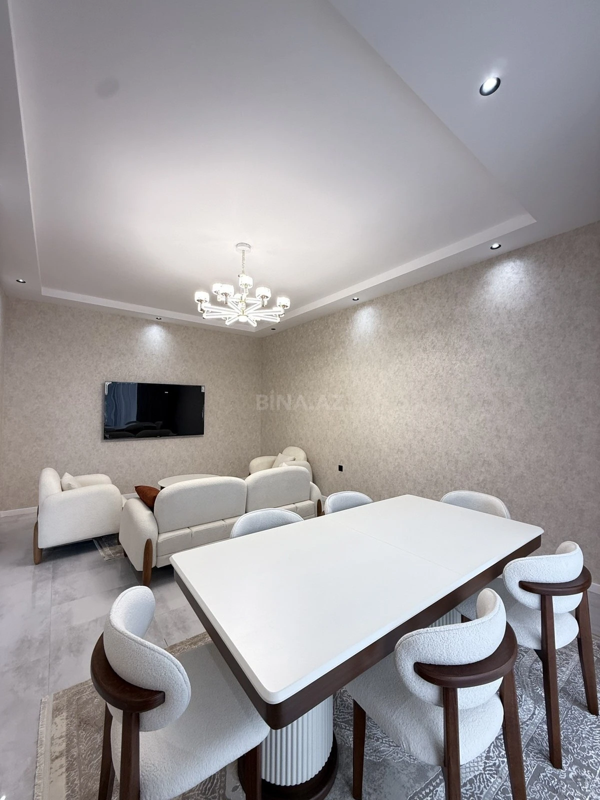 Satılır 4 otaqlı həyət evi 155 m²