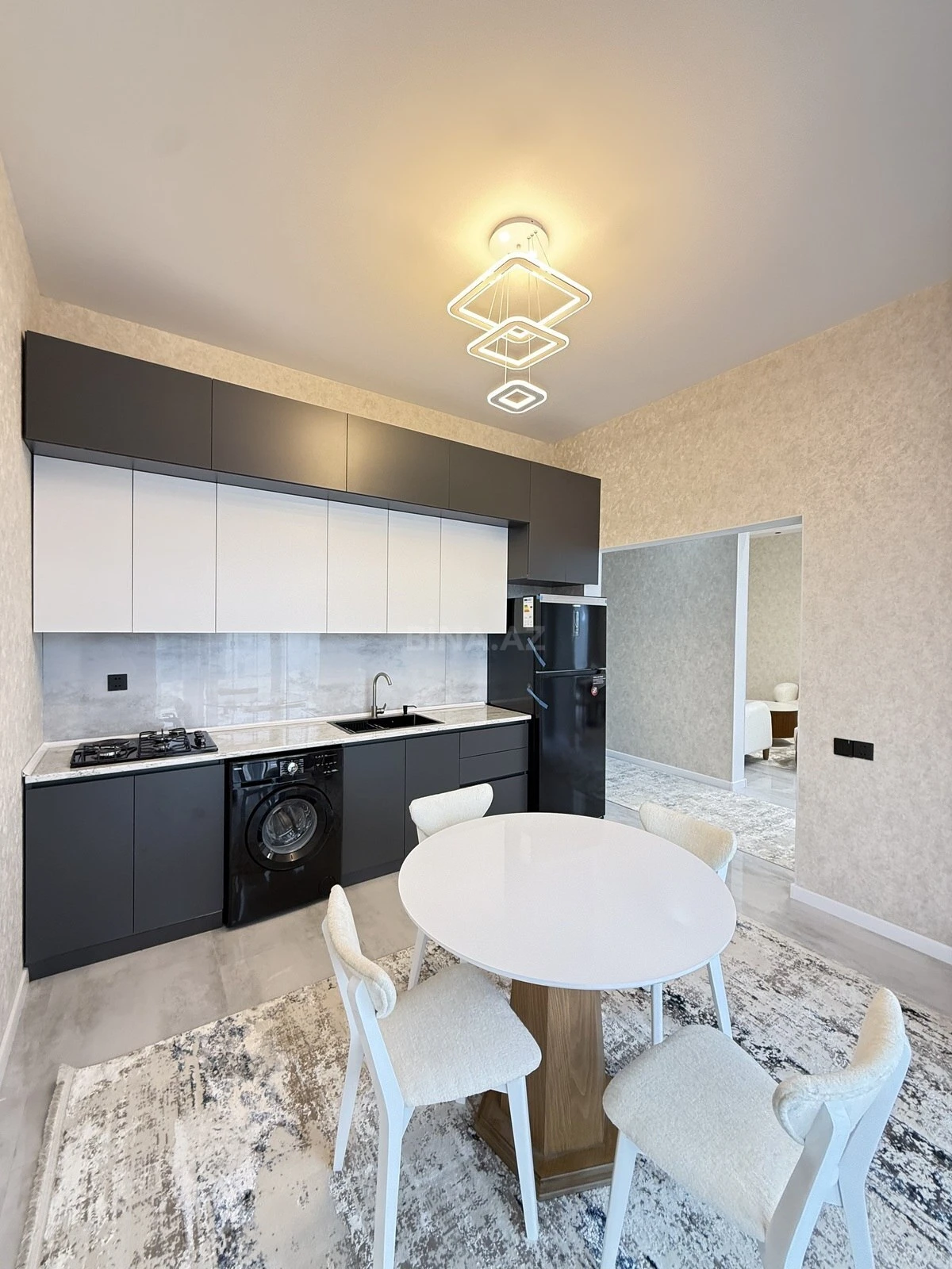 Satılır 4 otaqlı həyət evi 155 m²