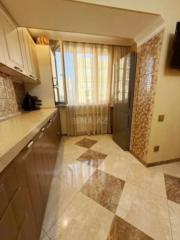 Kirayə verilir 3 otaqlı mənzil 90 m²