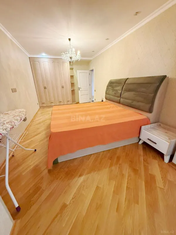 Kirayə verilir 3 otaqlı mənzil 90 m²