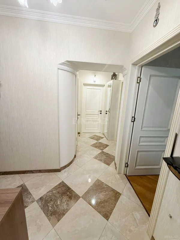 Kirayə verilir 3 otaqlı mənzil 90 m²