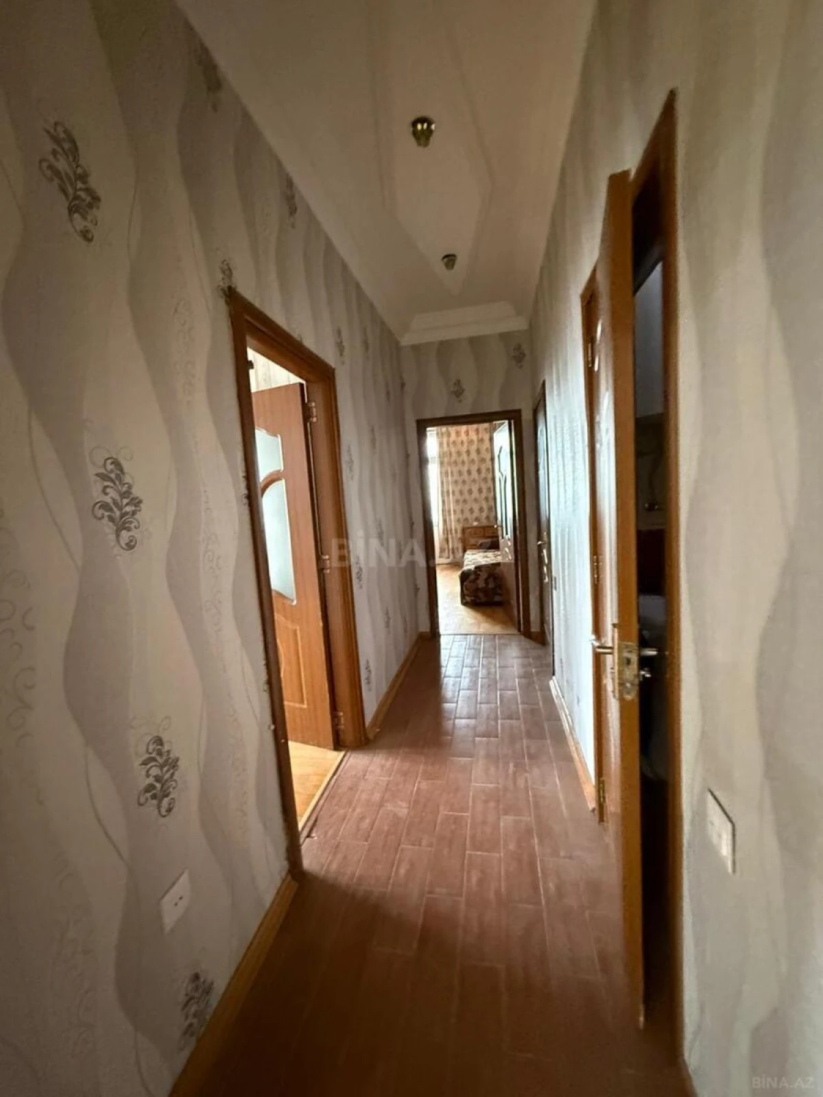 Satılır 2 otaqlı mənzil 95 m²