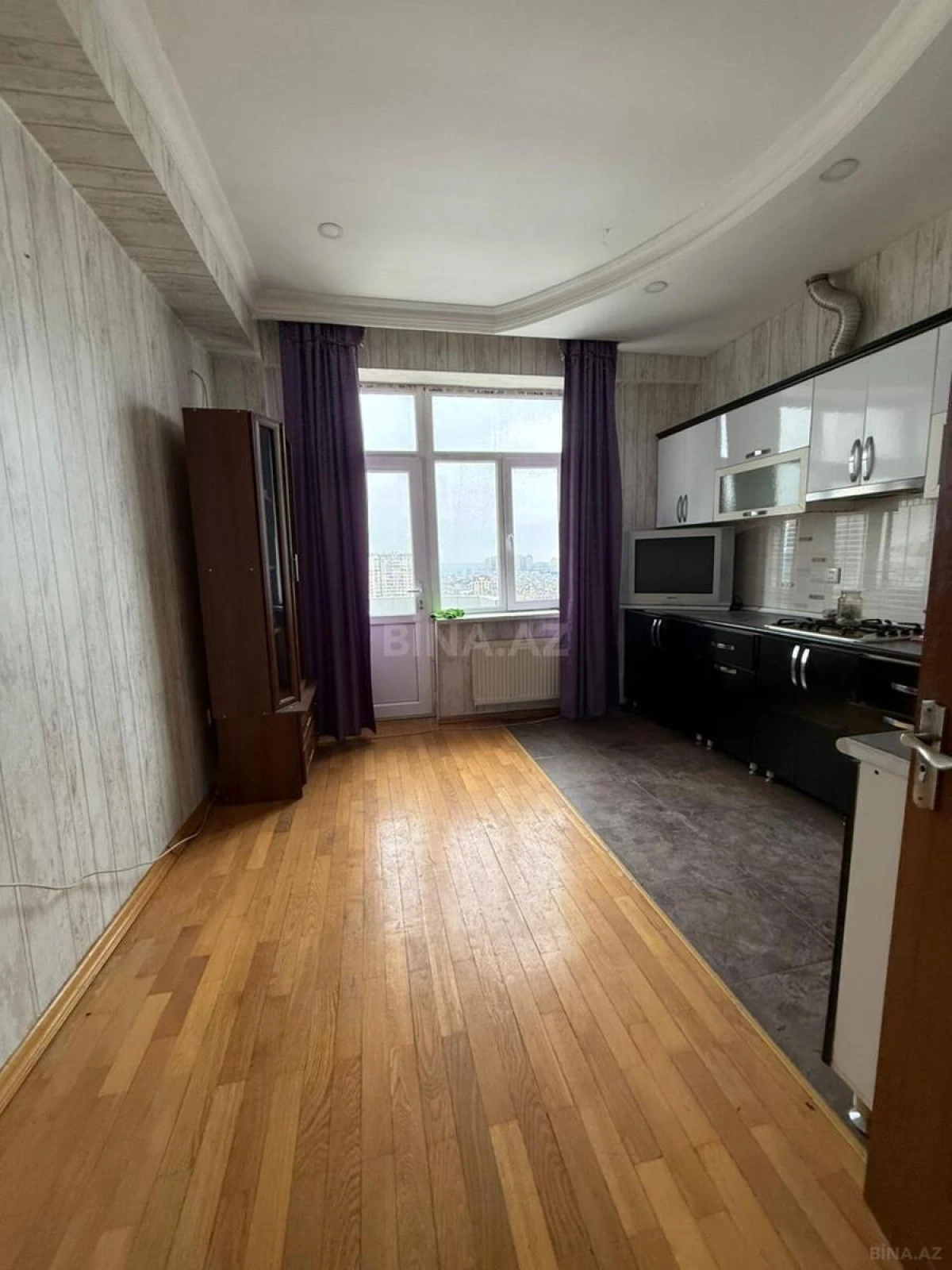 Satılır 2 otaqlı mənzil 95 m²