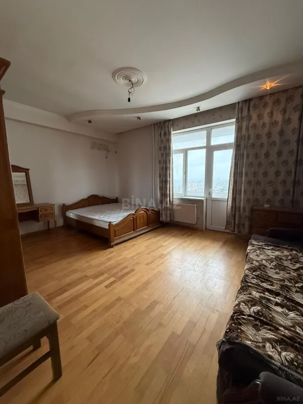 Satılır 2 otaqlı mənzil 95 m²