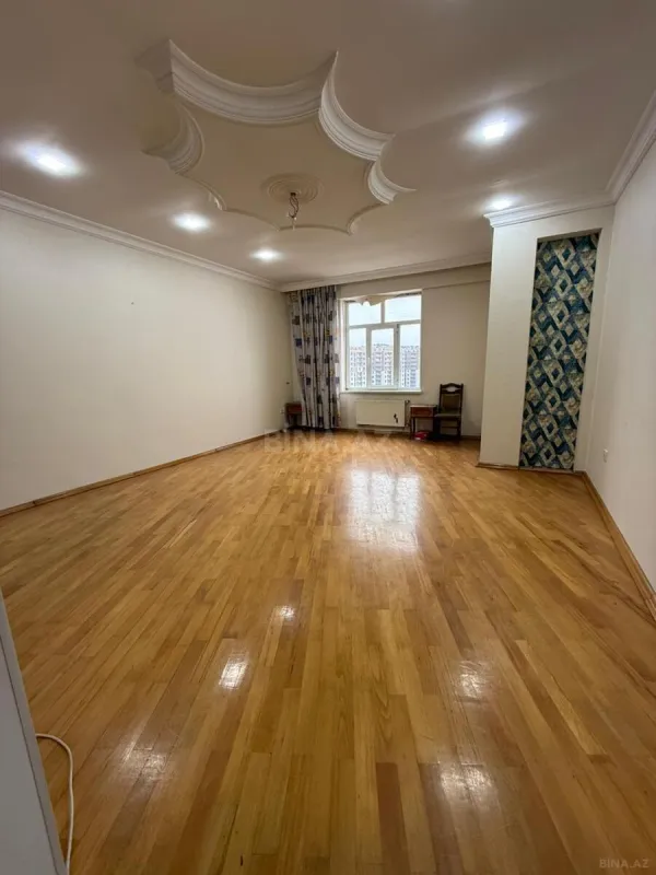 Satılır 2 otaqlı mənzil 95 m²
