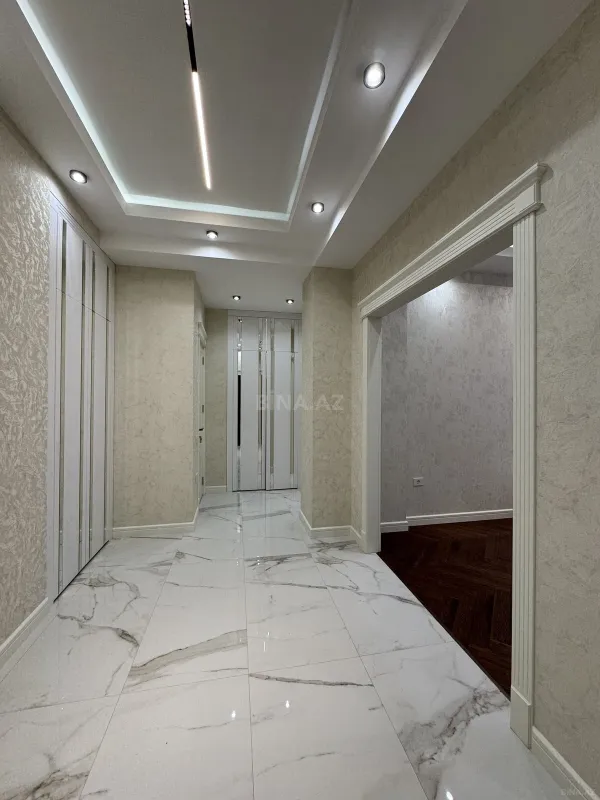 Kirayə verilir 2 otaqlı mənzil 86 m²