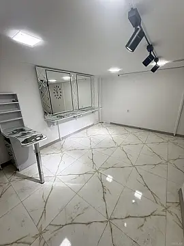 Satılır obyekt 60 m²