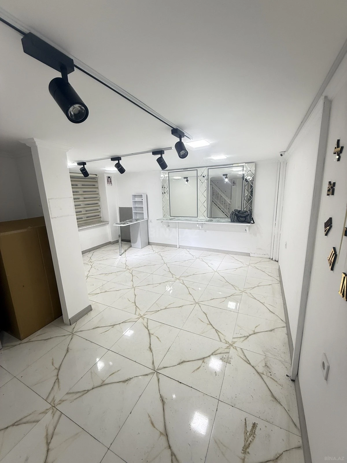 Satılır obyekt 60 m²