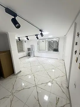 Satılır obyekt 60 m²