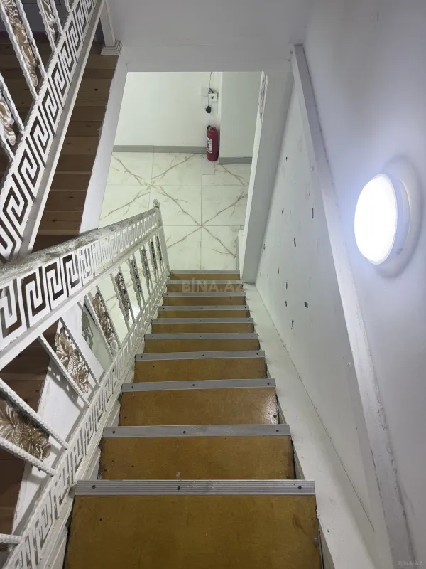 Satılır obyekt 60 m²