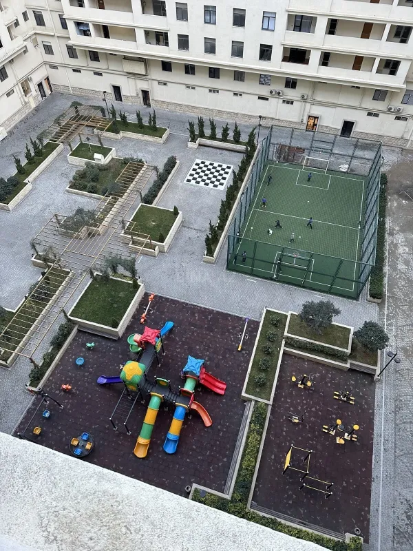 Kirayə verilir 2 otaqlı mənzil 80 m²