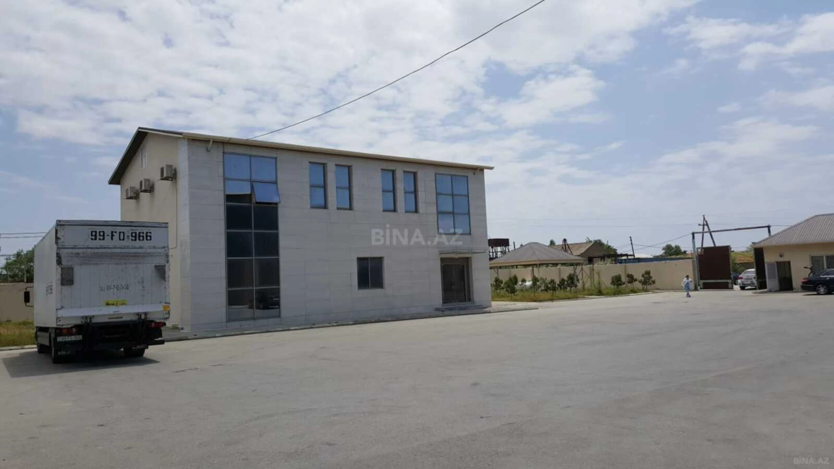 Kirayə verilir obyekt 750 m²