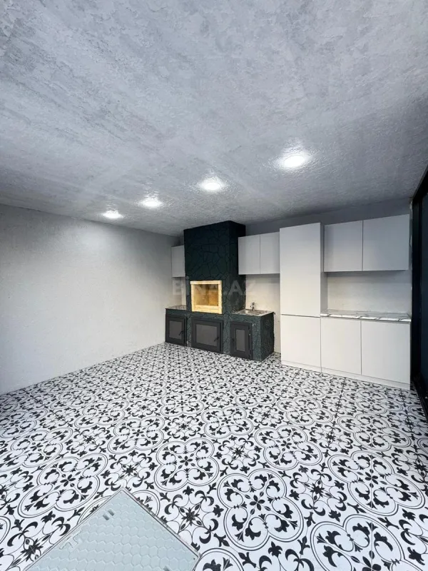 Satılır 4 otaqlı həyət evi 190 m²