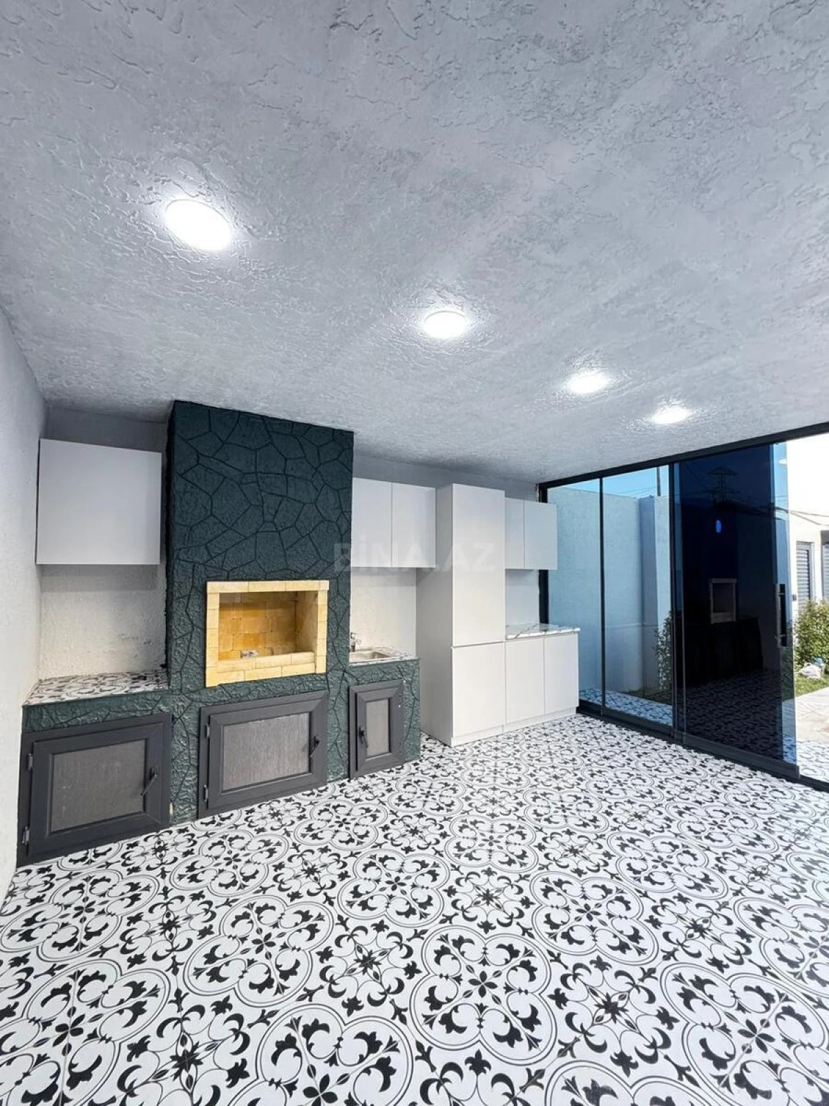 Satılır 4 otaqlı həyət evi 190 m²