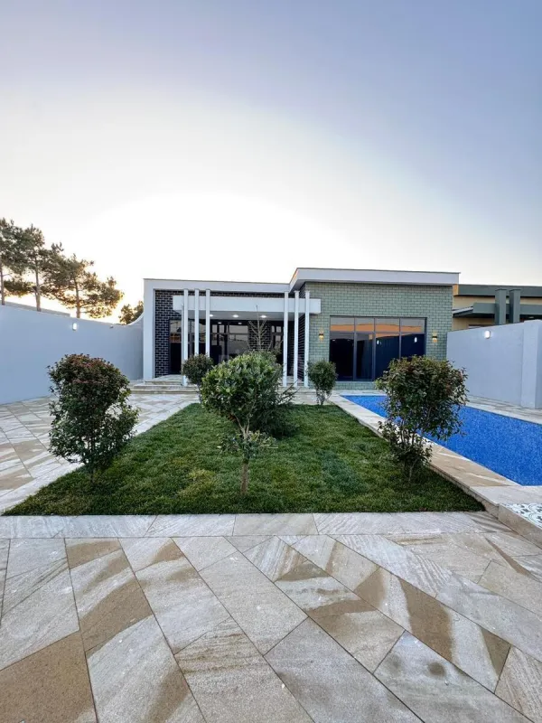 Satılır 4 otaqlı həyət evi 190 m²