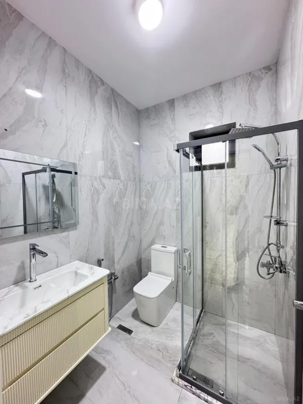 Satılır 4 otaqlı həyət evi 190 m²