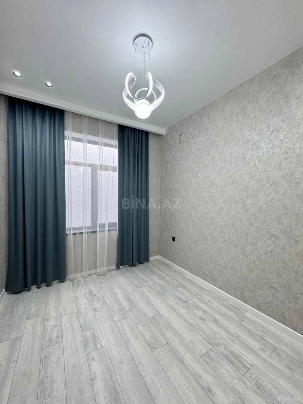 Satılır 4 otaqlı həyət evi 170 m²