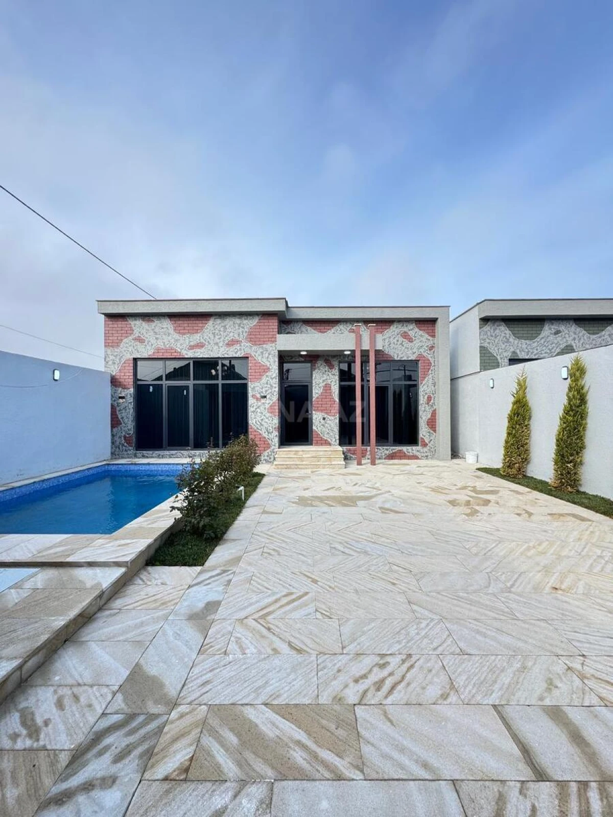 Satılır 4 otaqlı həyət evi 170 m²
