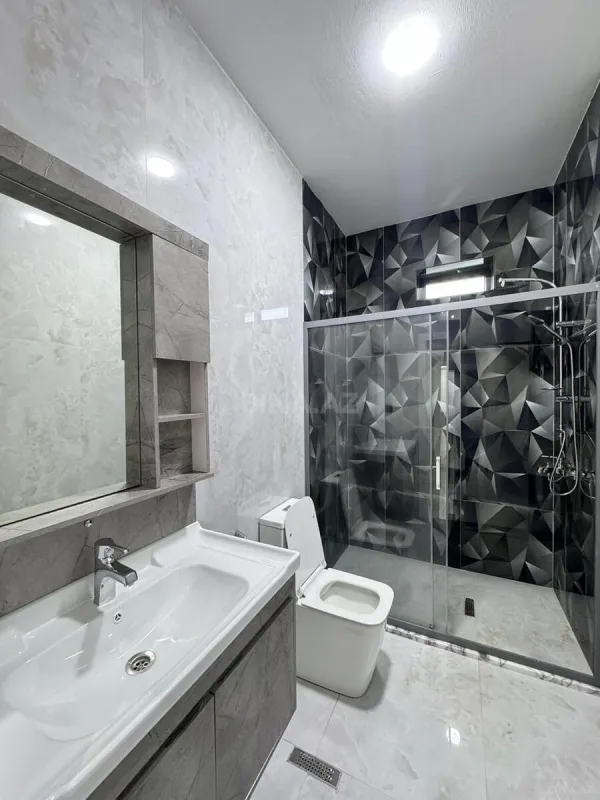 Satılır 4 otaqlı həyət evi 170 m²