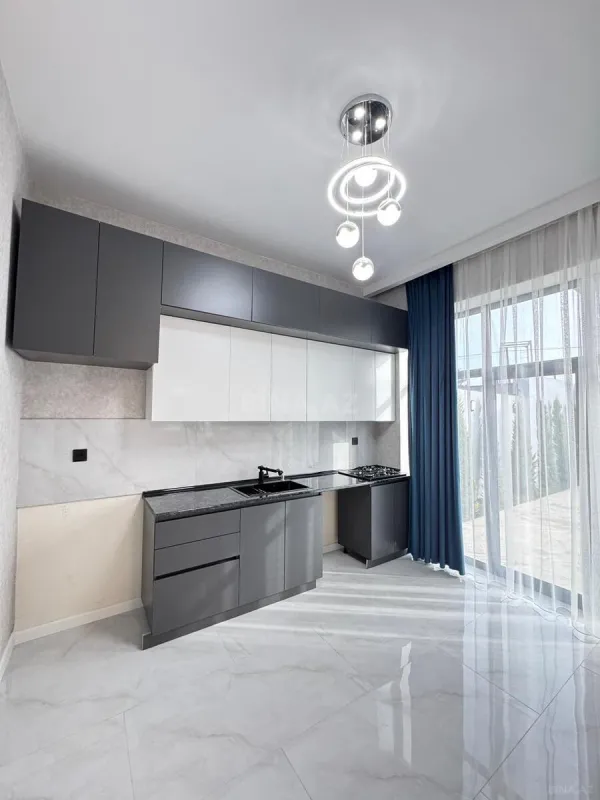 Satılır 4 otaqlı həyət evi 170 m²