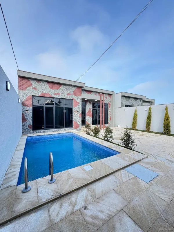 Satılır 4 otaqlı həyət evi 170 m²
