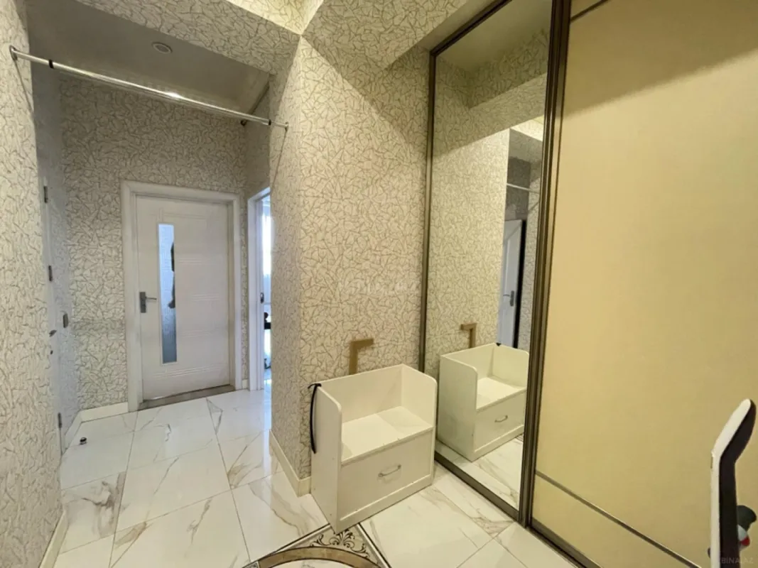 Satılır 2 otaqlı mənzil 62 m²