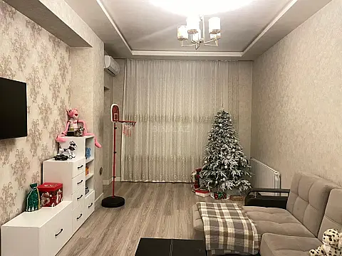 Satılır 2 otaqlı mənzil 62 m²