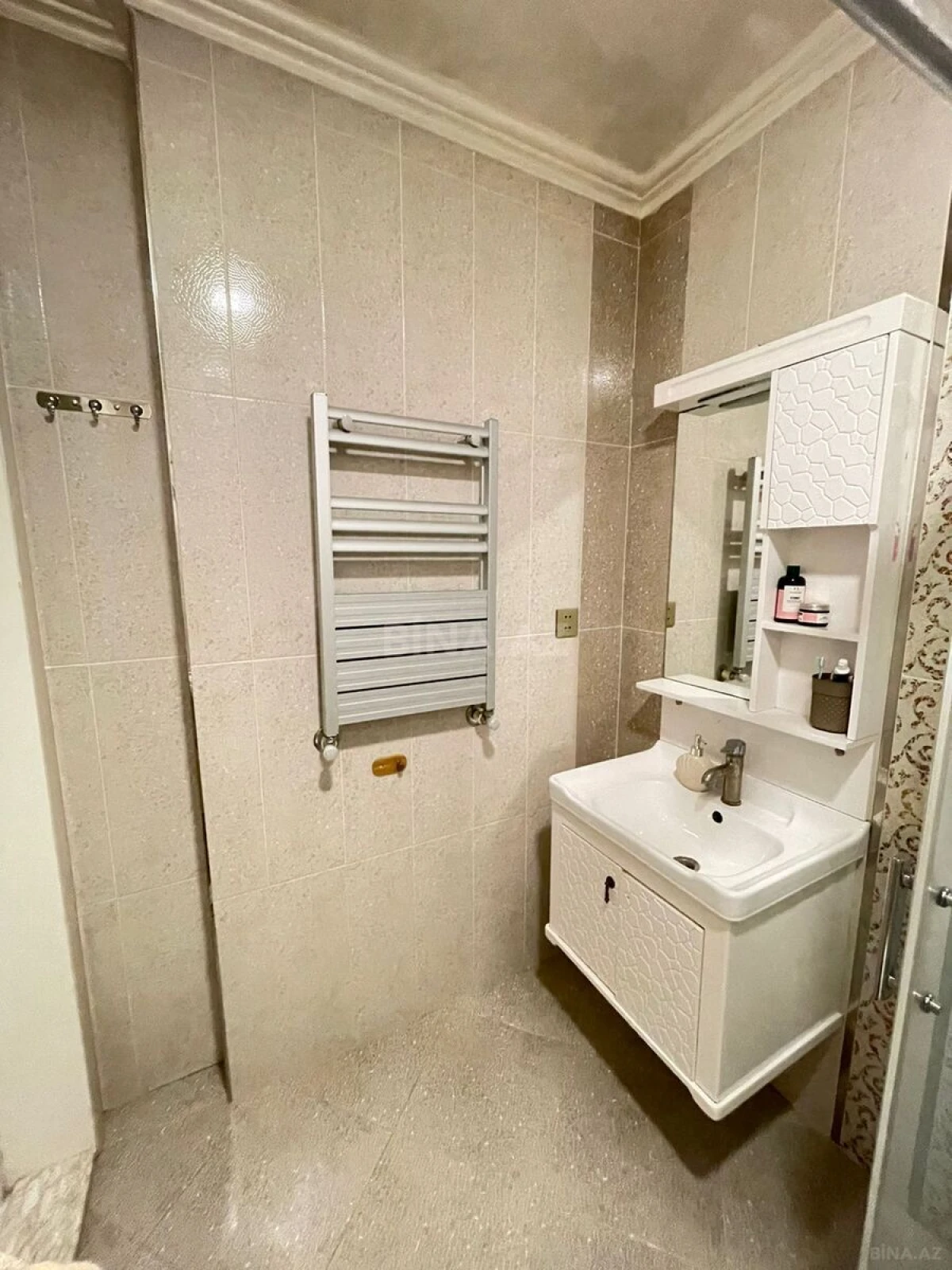 Satılır 2 otaqlı mənzil 62 m²
