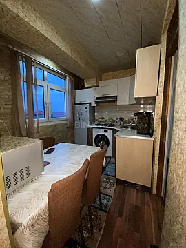 Satılır 3 otaqlı mənzil 75 m²