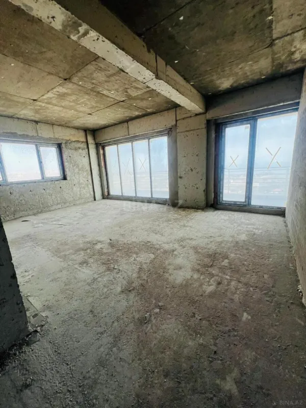 Satılır 3 otaqlı mənzil 164 m²