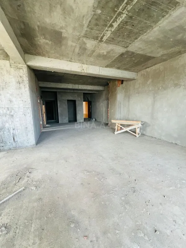 Satılır 3 otaqlı mənzil 164 m²