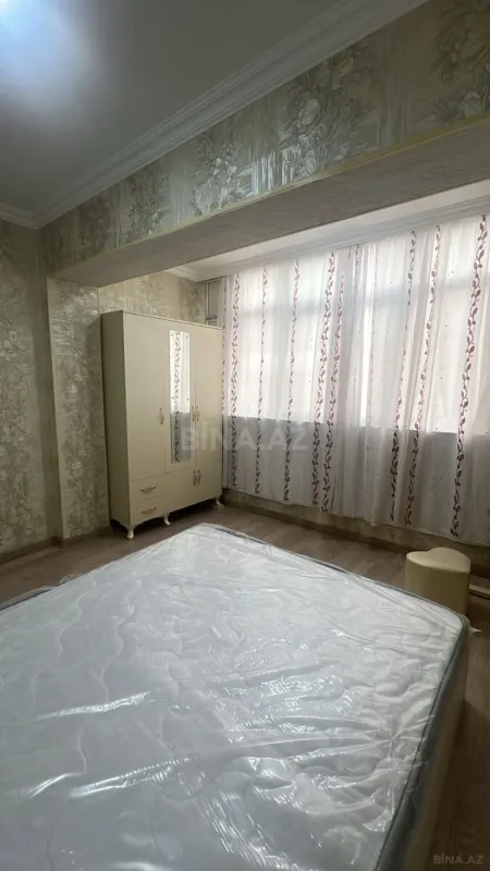 Kirayə verilir 2 otaqlı mənzil 60 m²