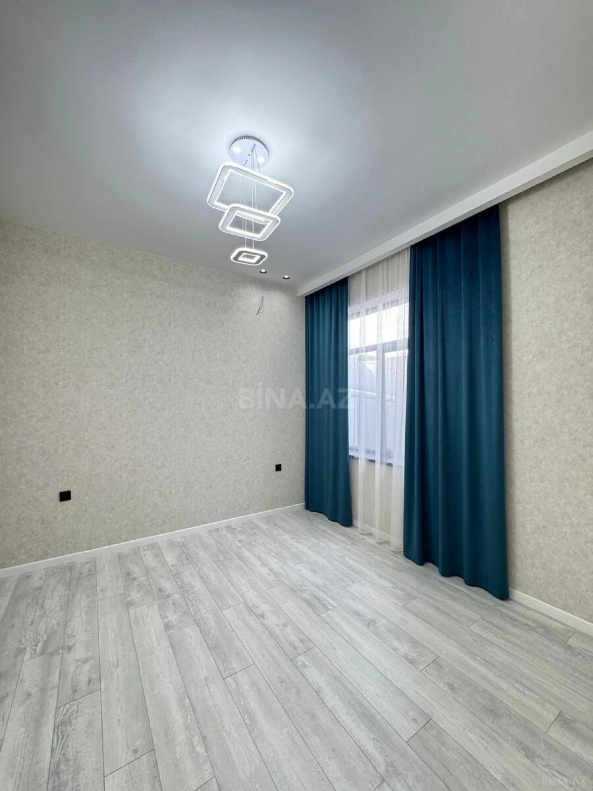 Satılır 4 otaqlı həyət evi 170 m²