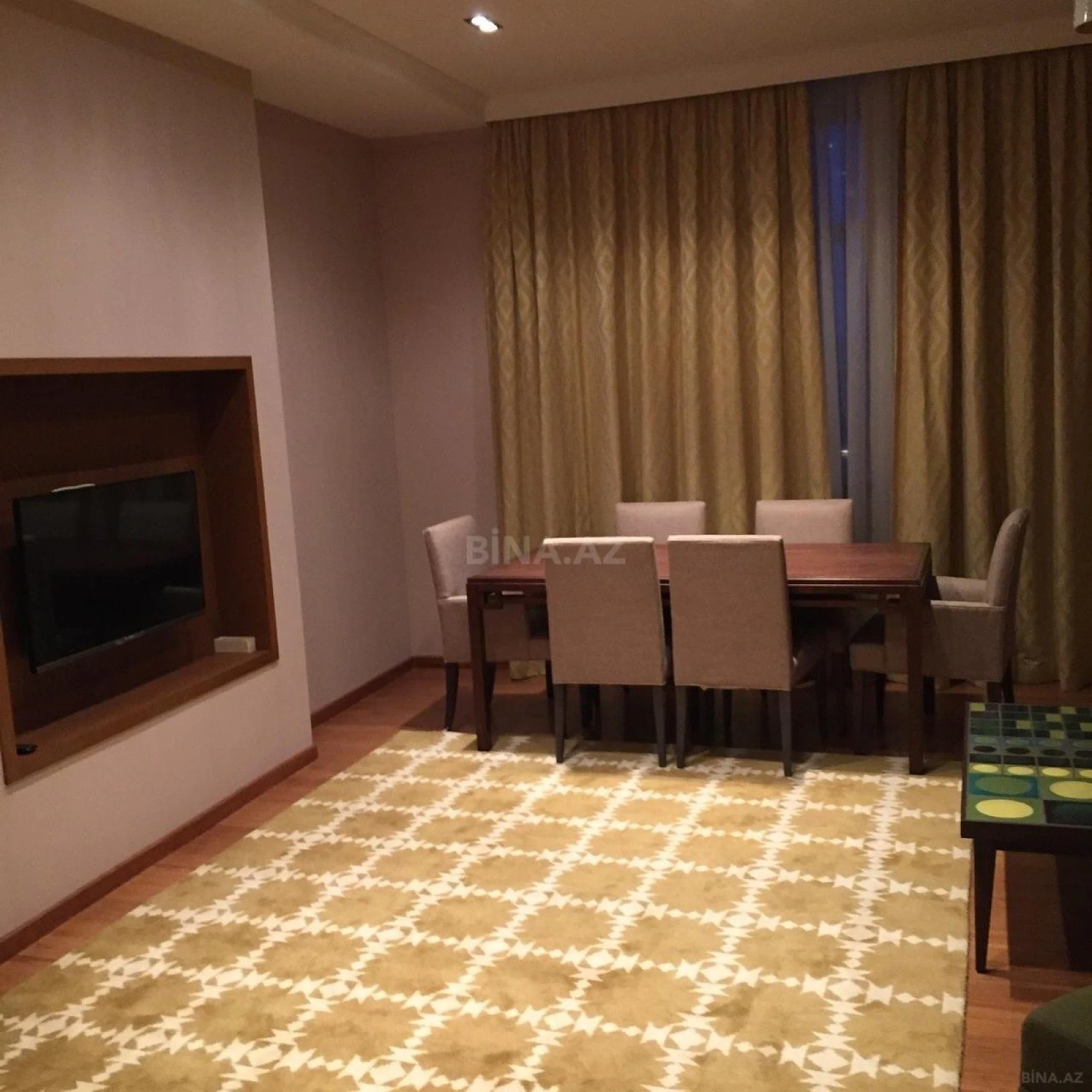 Satılır 3 otaqlı mənzil 107 m²