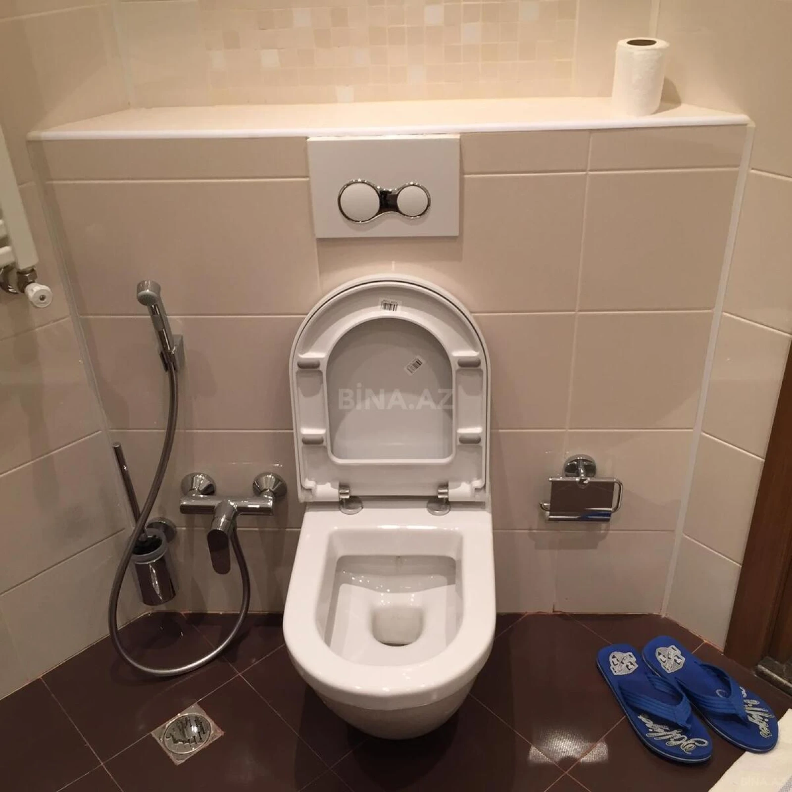 Satılır 3 otaqlı mənzil 107 m²