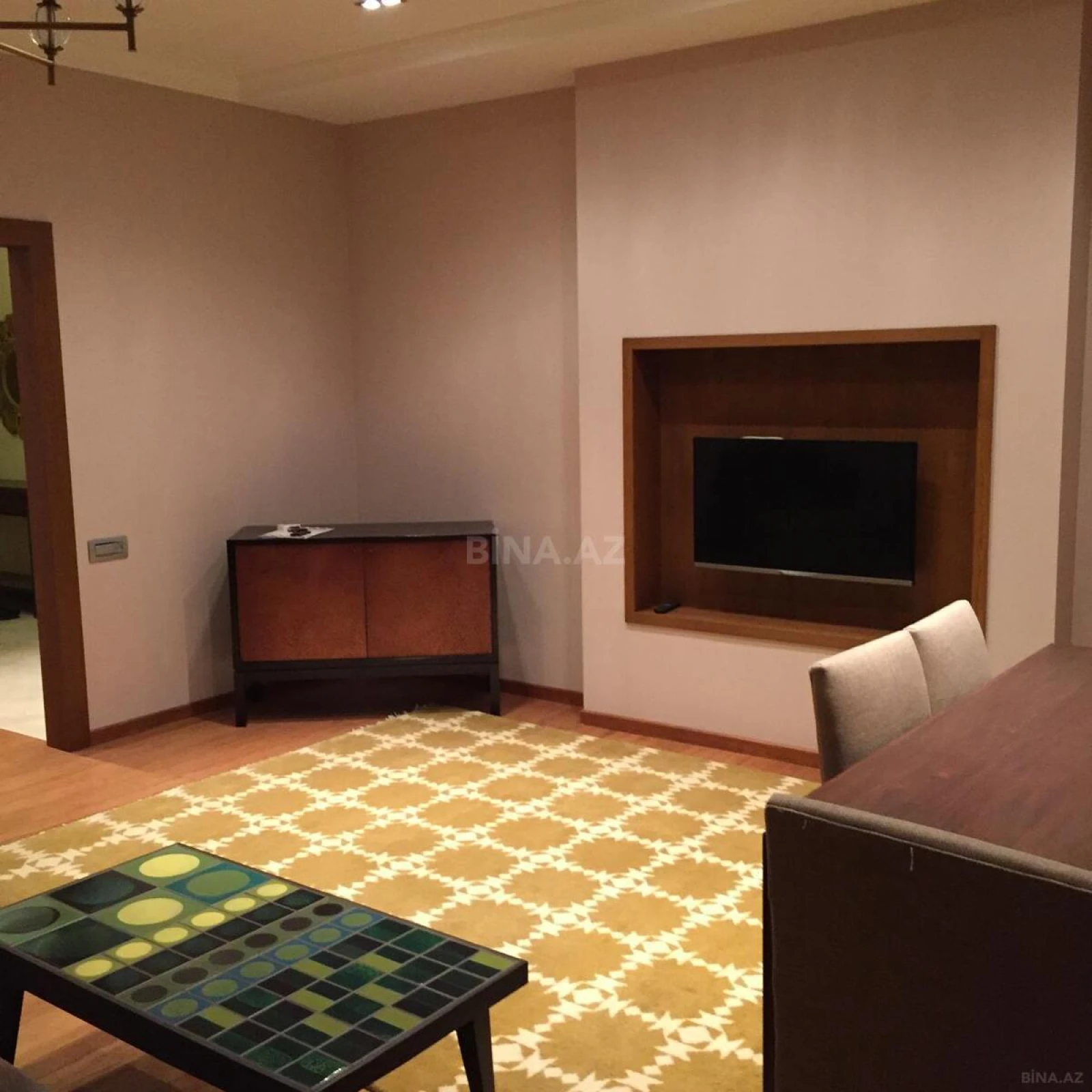 Satılır 3 otaqlı mənzil 107 m²