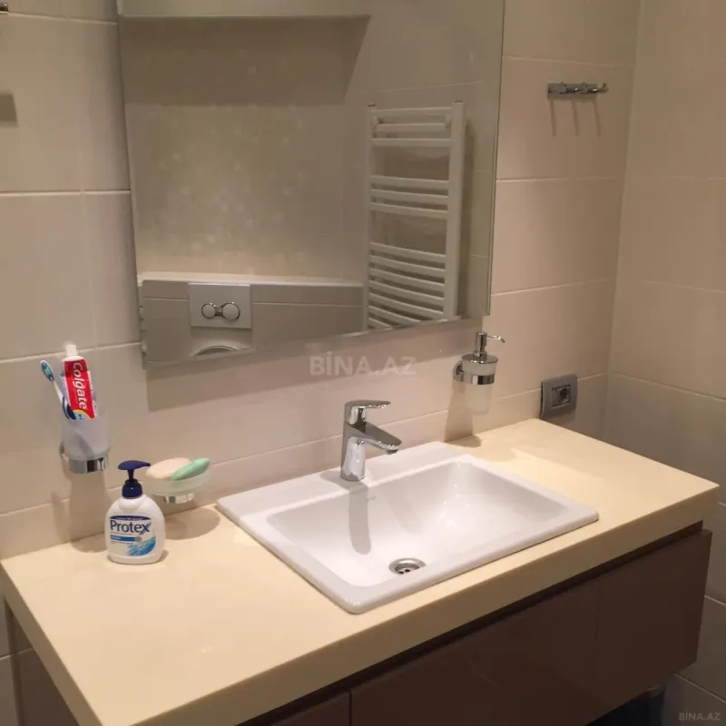 Satılır 3 otaqlı mənzil 107 m²