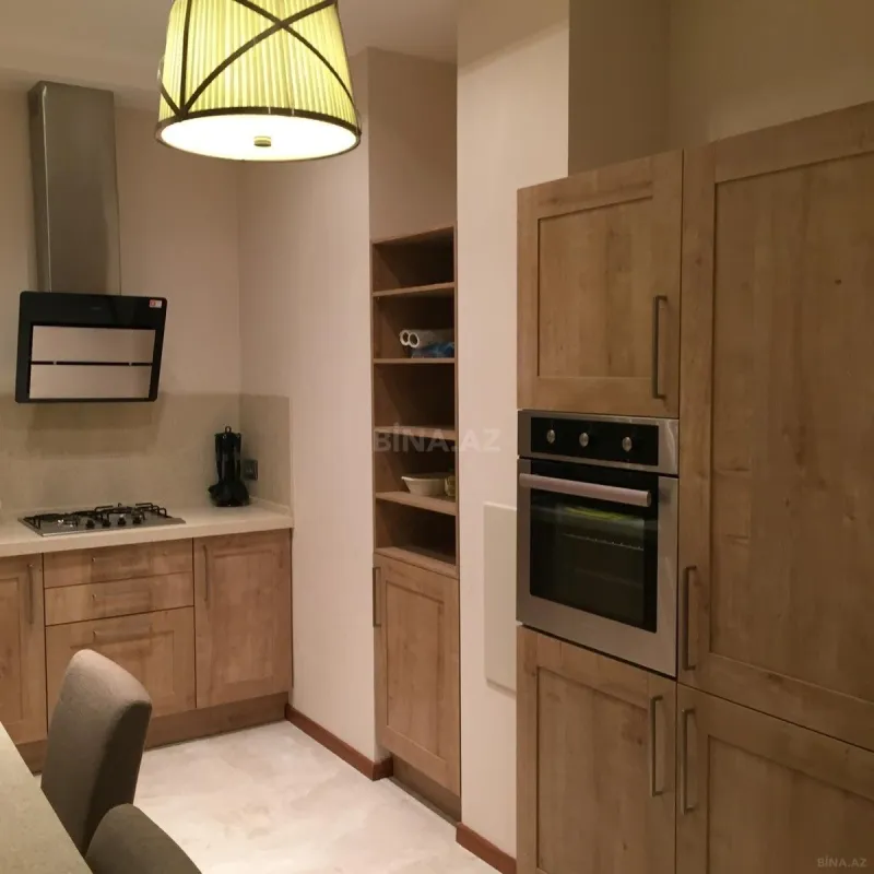 Satılır 3 otaqlı mənzil 107 m²