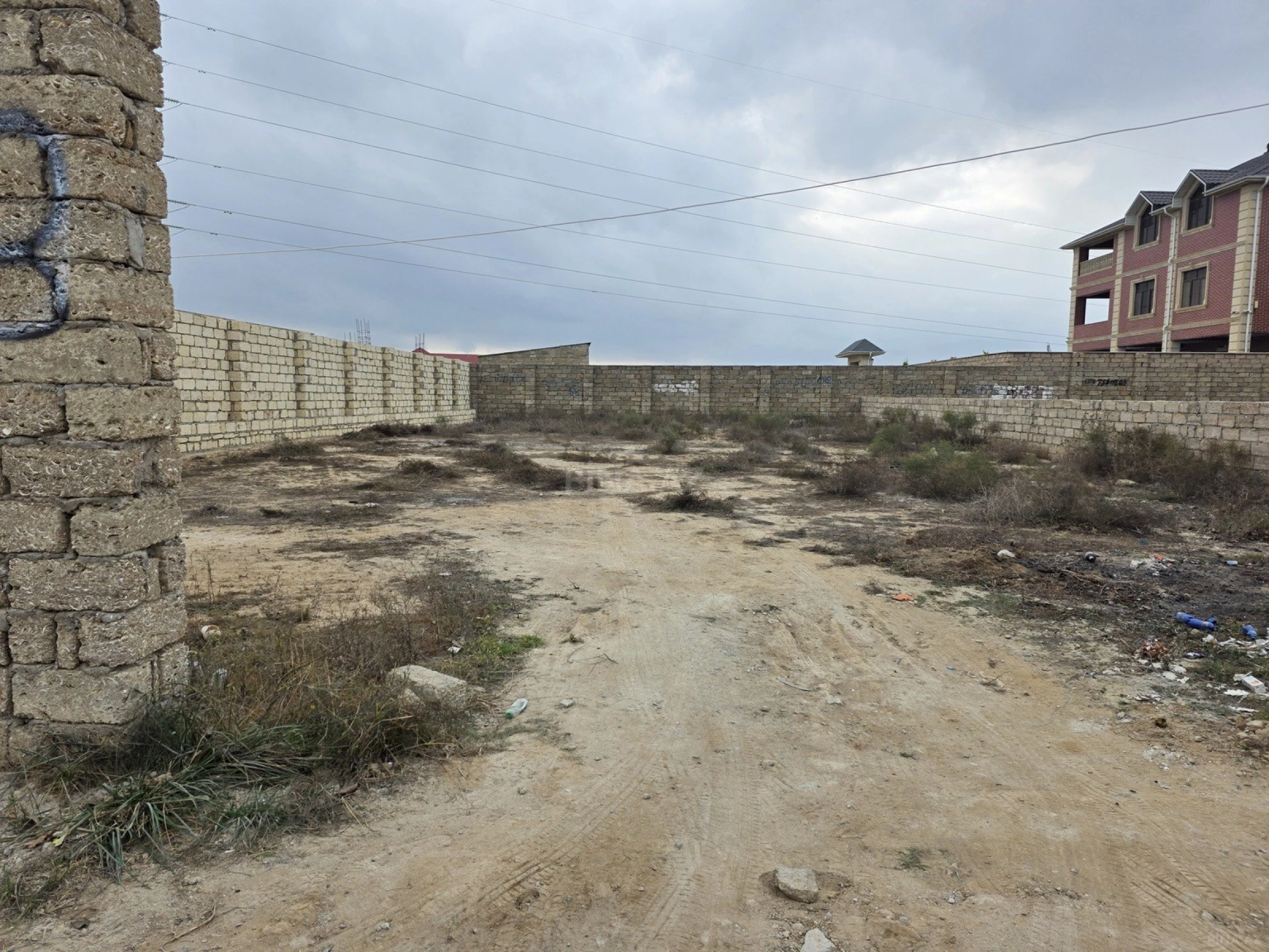 Satılır torpaq sahəsi 6 m²