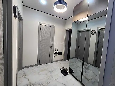 Kirayə verilir 2 otaqlı mənzil 57 m²